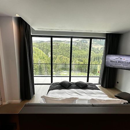 Hotel Pestera Wellness & Spa Moroeni Exterior foto
