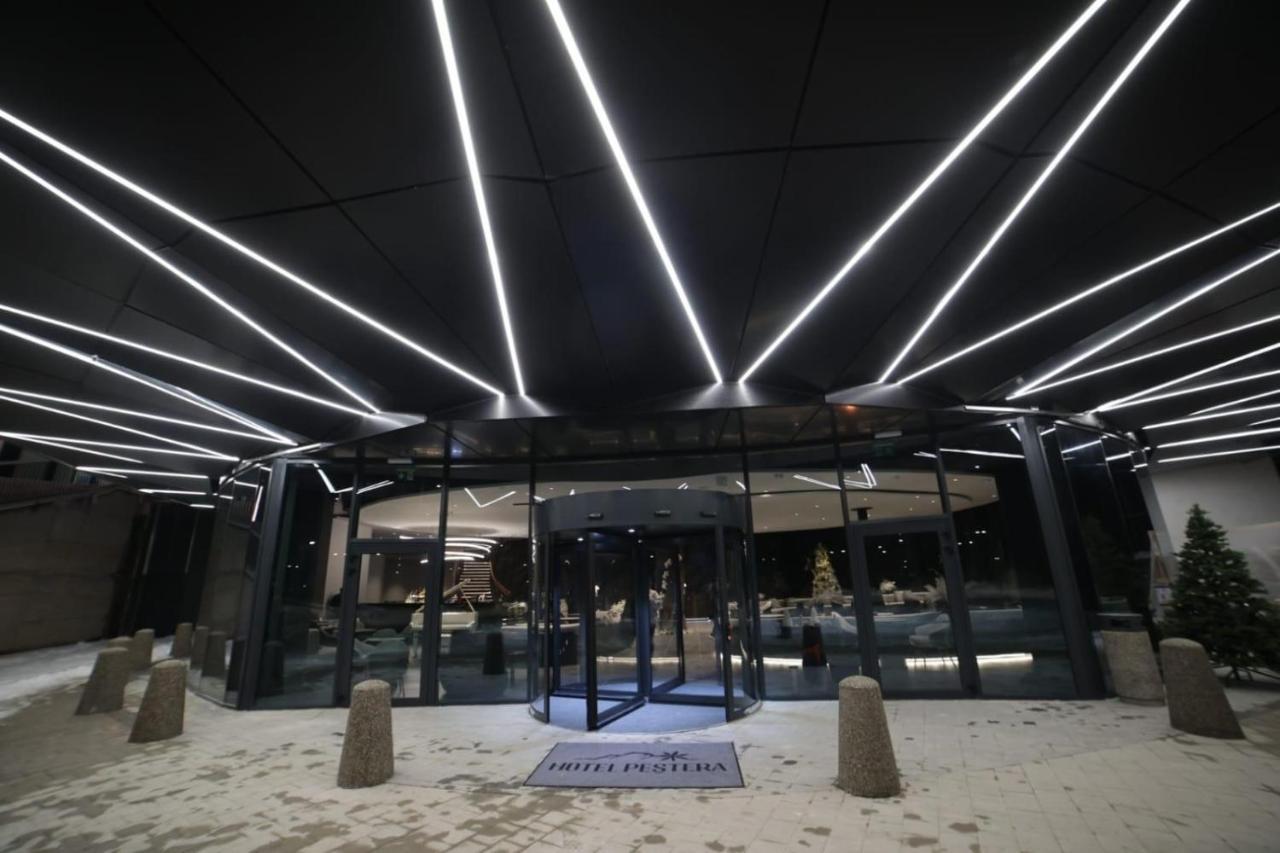 Hotel Pestera Wellness & Spa Moroeni Exterior foto